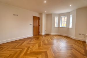 Lounge- click for photo gallery